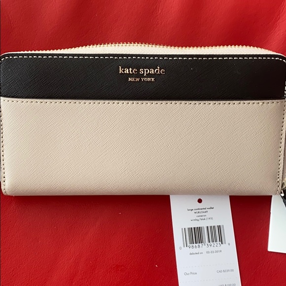 Kate Spade wallet ♠️ - Picture 1 of 7